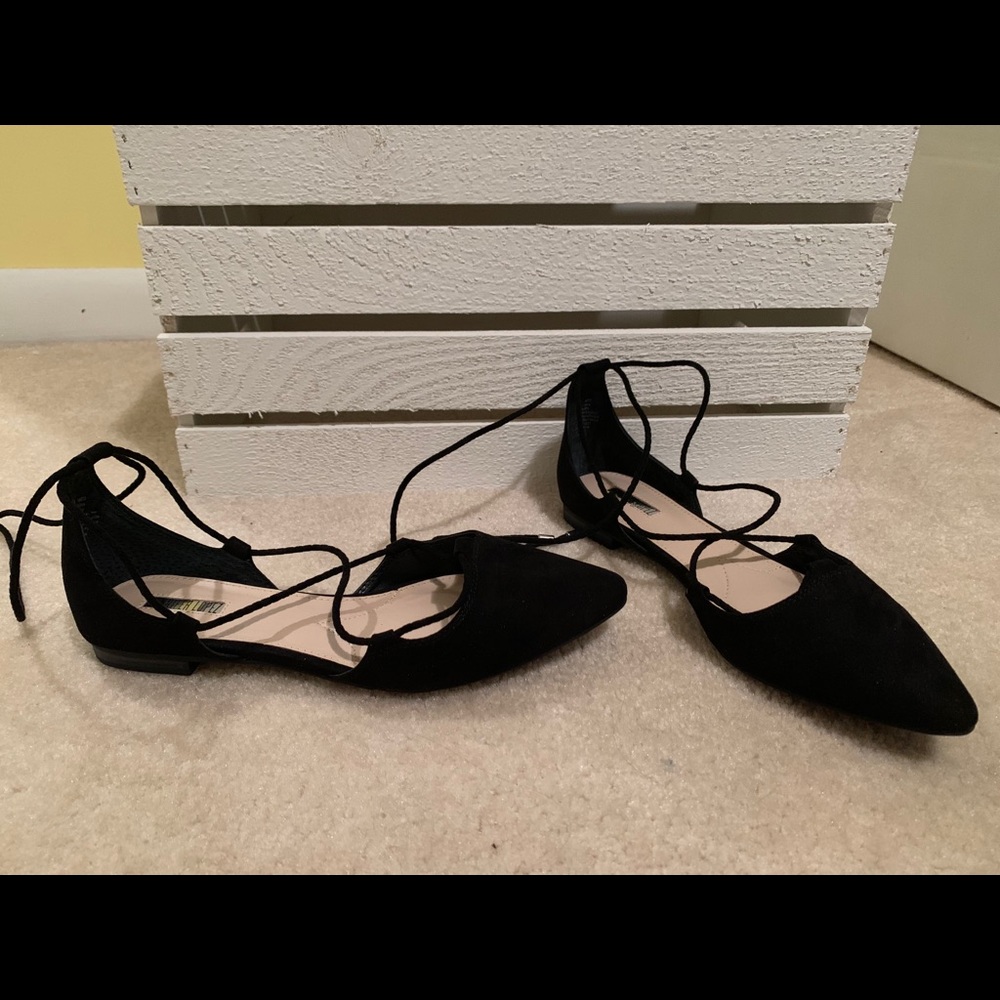 Jennifer Lopez Flats